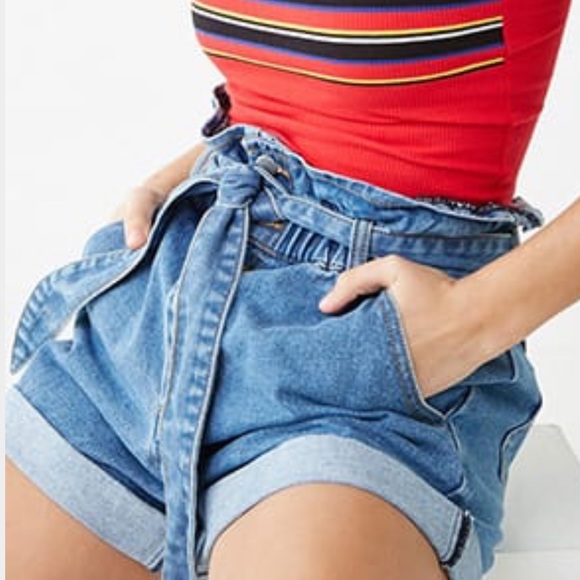 High waisted jean shorts - Picture 2 of 5